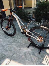 COMMENCAL SUPREME v4