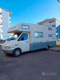 Camper Mansardato Sprinter su Mercedes 