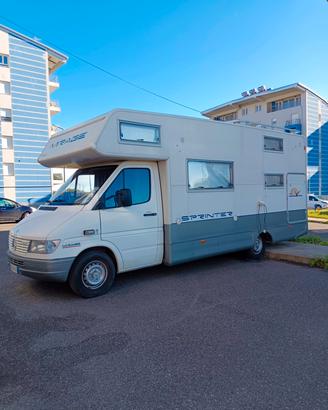 Camper Mansardato Sprinter su Mercedes 