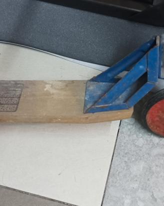 monopattino  di legno vintage