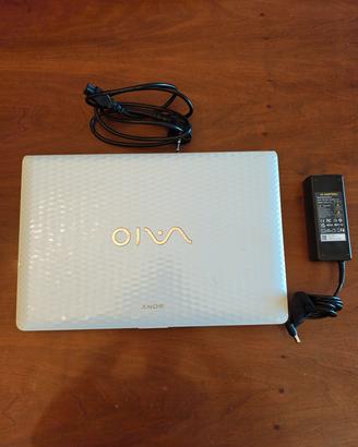 Sony VAIO VPCEH1E1E Bianco Per Ricambi + 8GB RAM