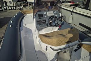 Natante a motore Gommone Salpa 24.5