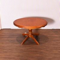 Miniature: mobili per casa di bambole