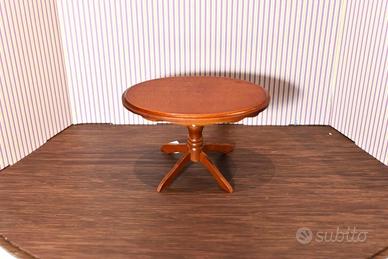 Miniature: mobili per casa di bambole