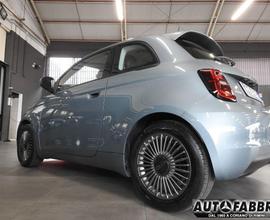FIAT - 500 E - 500 Icon AUT 42 KW CAR PLAY SYS-