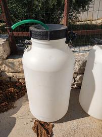 Fusti in polietilene per uso alimentare