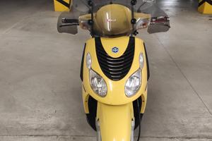 Piaggio Carnaby 200 - 2007
