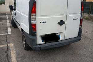 auto carro fiat doblo 