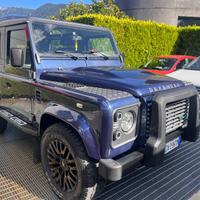 Land Rover Defender 90 2.4 TD – 122 CV
