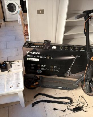 Monopattino elettrico Navee GT3 + accessori