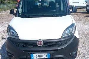 fiat doblo 5posti autocarro