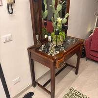 Mobile d trucco con specchio