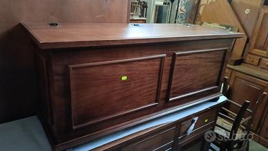 cassapanca colore noce