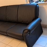 Divano in pelle nero 