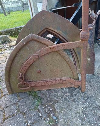 porta in ghisa per forno a legna