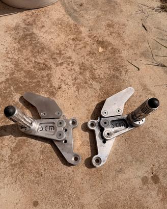 Pedane Arretrate Ergal SCM Aprilia Rsv/Tuono old