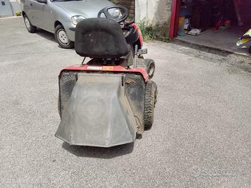 Trattorino Tagliaerba