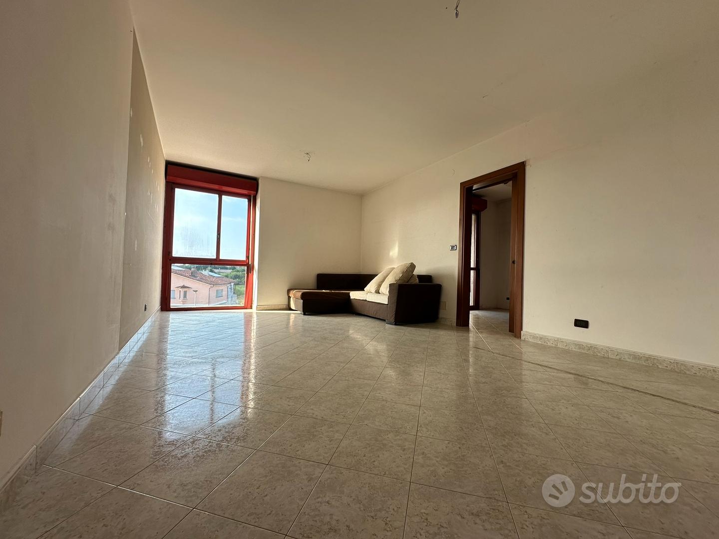 Appartamento 4 locali + box - Vista 2