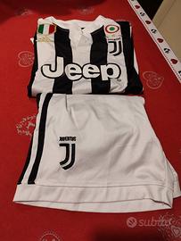 COMPLETO ORIGINALE JUVENTUS BAMBINO  7-8  ANNI