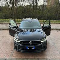 VOLKSWAGEN TIGUAN 2.0 TDI 4MOTION R-LINE 150 CV