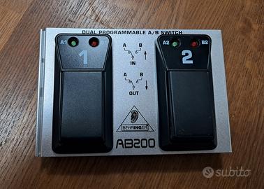Behringer AB200