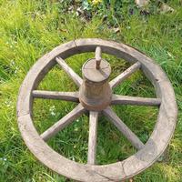 Ruota carriola antica in legno 