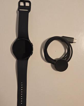 Samsung Galaxy Watch 5 + Cinturino Spigen Rugged