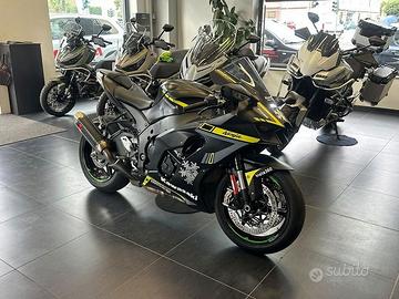 Kawasaki ZX-10R Ninja Replica Winter Test Akr...