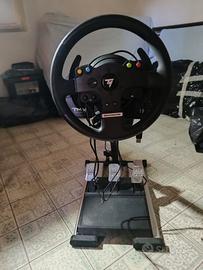 Volante con pedaliera completo