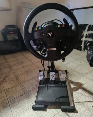 Volante con pedaliera completo