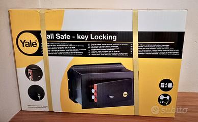 cassaforte Yale con chiave 