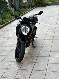 Ktm duke 125