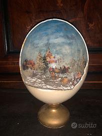 Uova di struzzo decorate