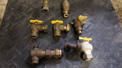 Set rubinetti/raccordi gas caldaia