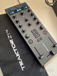 Native Instruments Traktor Z1 mk2 + X1 mk3