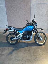 Honda XLV 750R