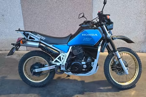 Honda XLV 750R