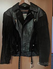 giacca modello chiodo con frange stile rock-hearly