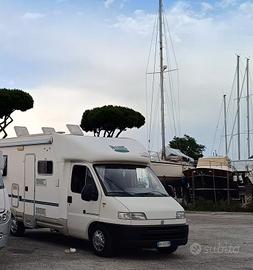  CAMPER SEMINTEGRALE MCLOUIS