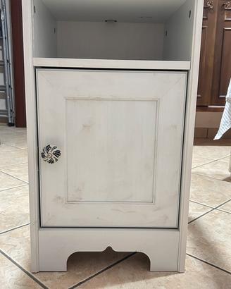 Comodino bianco