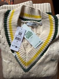 Gilet Lacoste in maglia a trecce con scollo a V