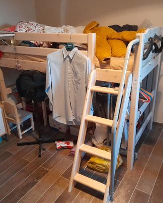 Letto da Camera Per Ragazza Con Scaletta. Utilissi