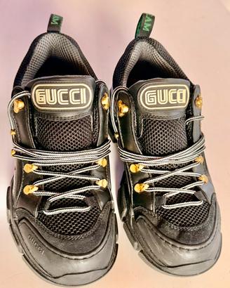 Scarpe Gucci Flashtrek SEGA pelle nera oro