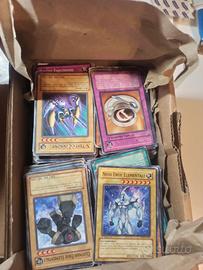 Scatola carte Yu-Gi-Oh! - Collezione