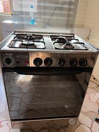 Cucina a gas con forto Tecnogas