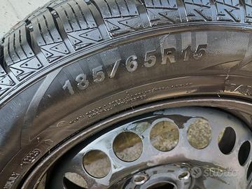 GOMME 4 STAGIONI CON CERCHIONI INCLUSI