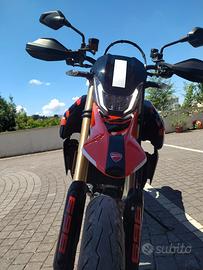 ducati hypermotard 698 RVE