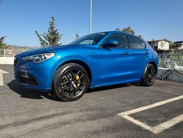 alfa romeo stelvio veloce  come nuova da vetrina