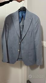 Vestito elegante uomo