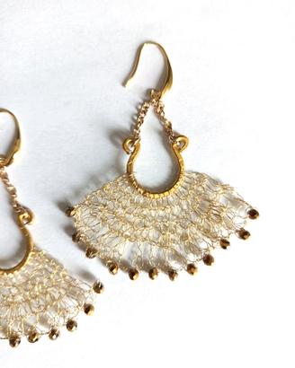 orecchini tecnica wire crochet, metallo dorato